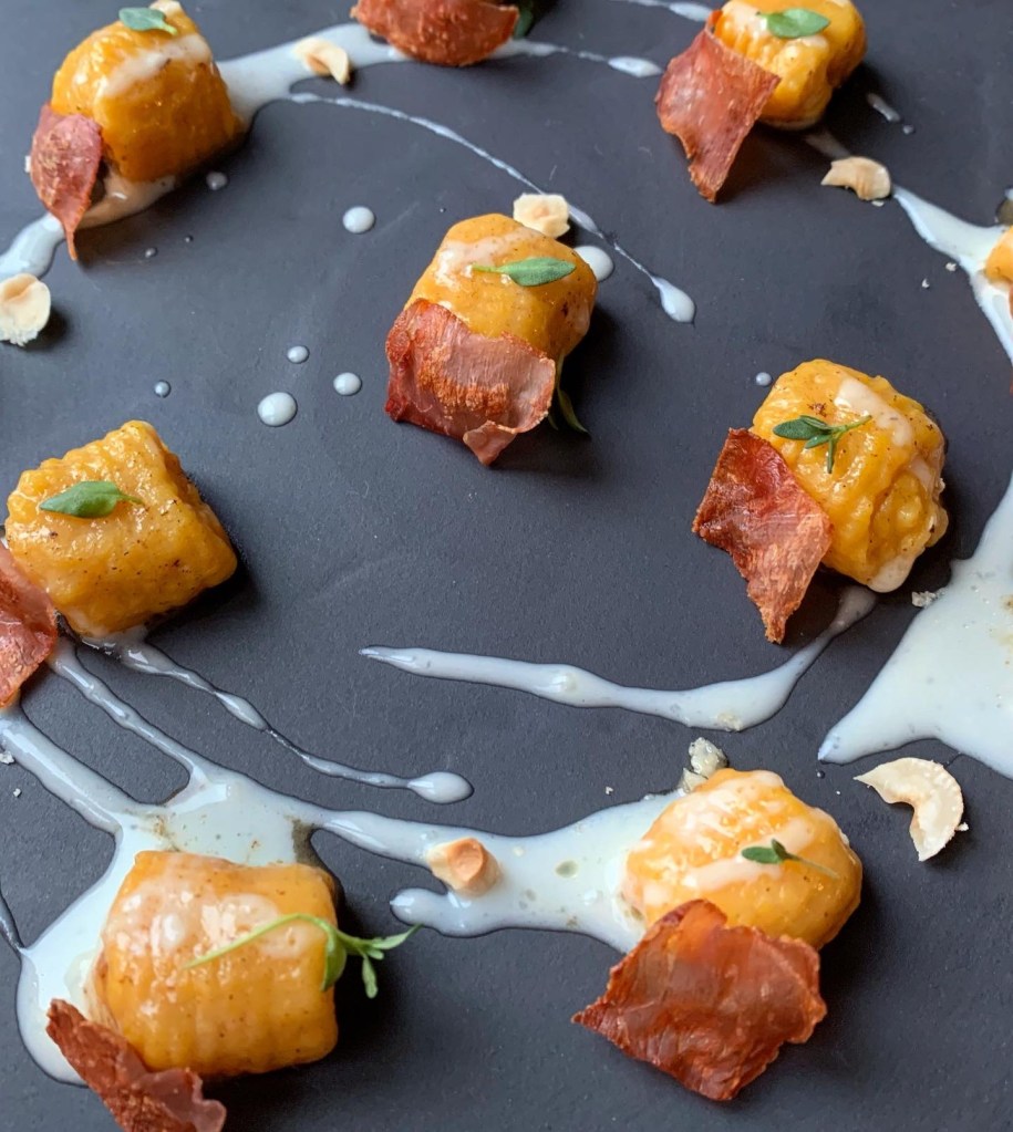 Gnocchi di zucca e crema di gorgonzola – Zenzero in Cucina